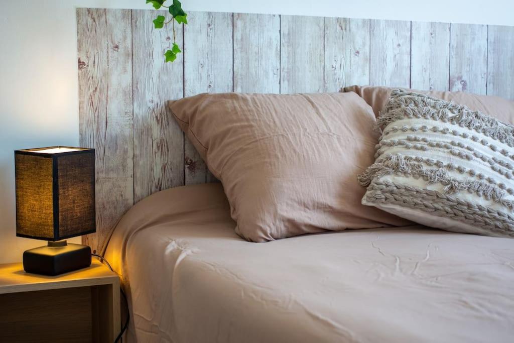 Fully Equipped Apartment With Parking 6 Beds Марсилия Екстериор снимка